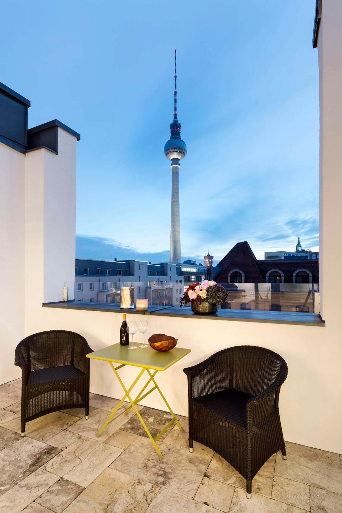 Lux 11 Berlin-Mitte Appartement Buitenkant foto